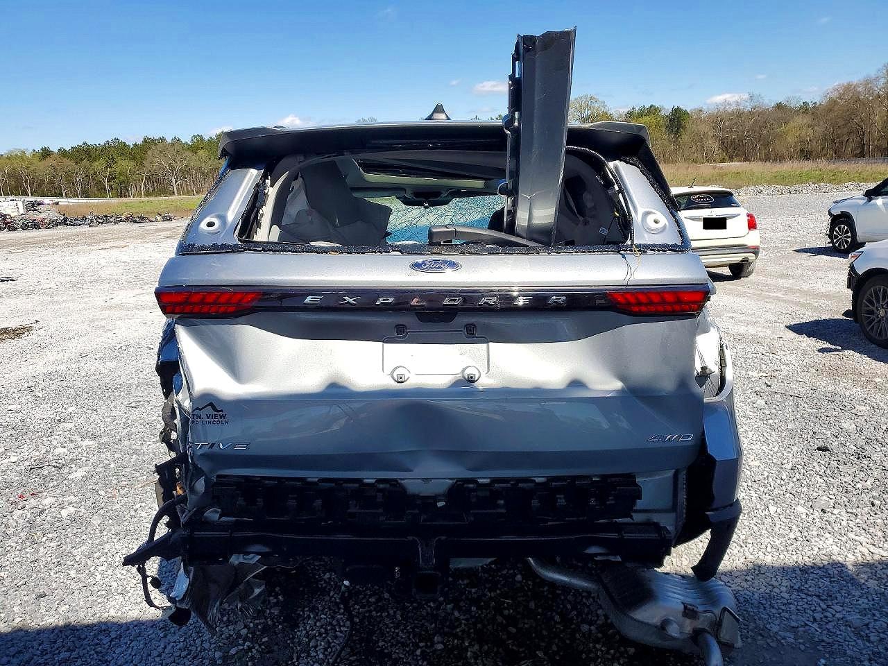 2025 FORD EXPLORER ACTIVE photo 11