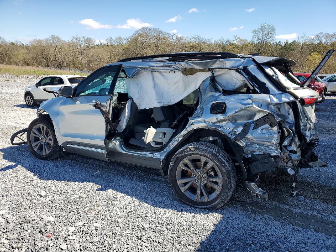 2025 FORD EXPLORER ACTIVE photo 3