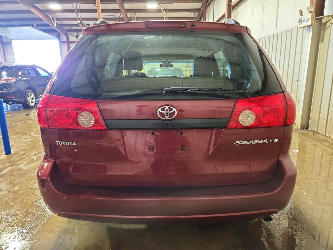 2009 TOYOTA SIENNA LIMITED photo 6