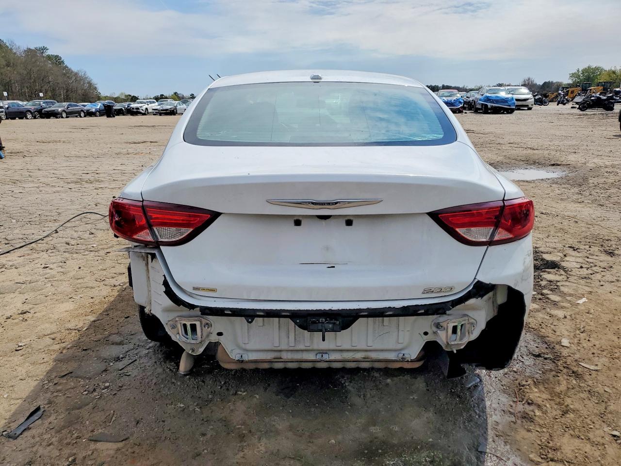 2015 CHRYSLER 200 LIMITED photo 16