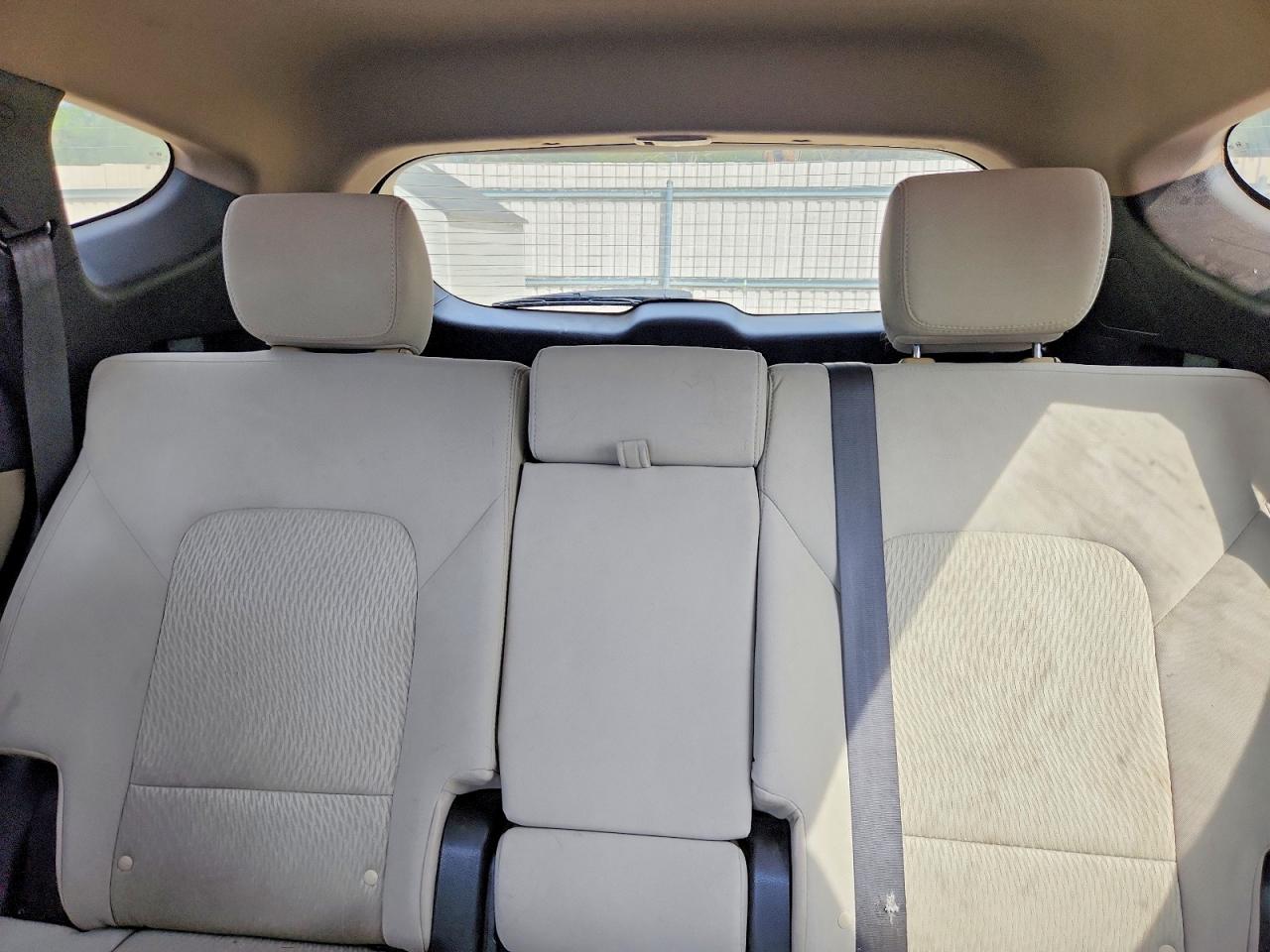 2016 HYUNDAI SANTA FE SPORT 2.4L photo 19