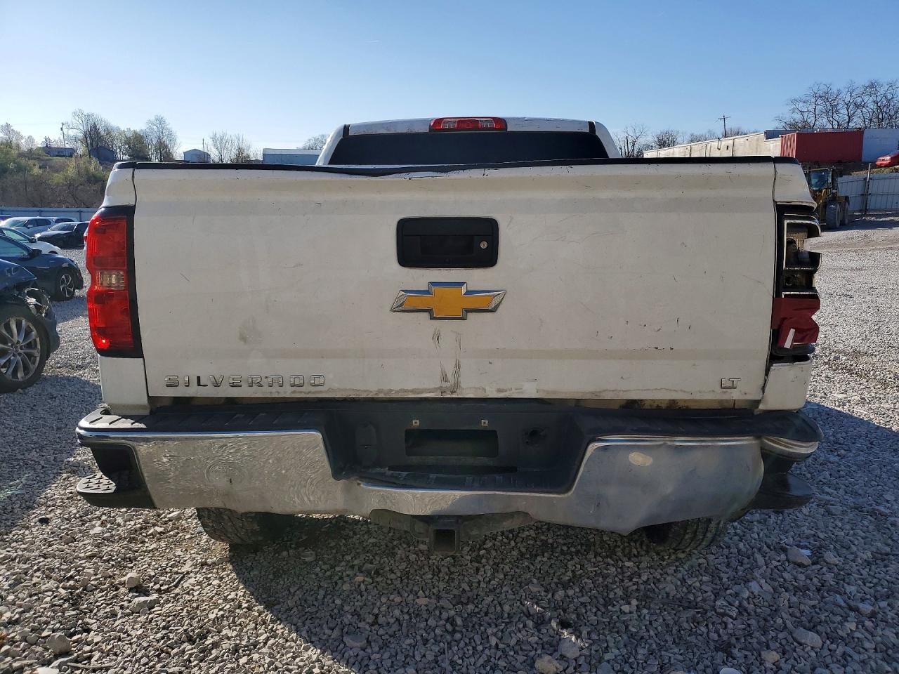 2018 CHEVROLET SILVERADO K1500 LT photo 6
