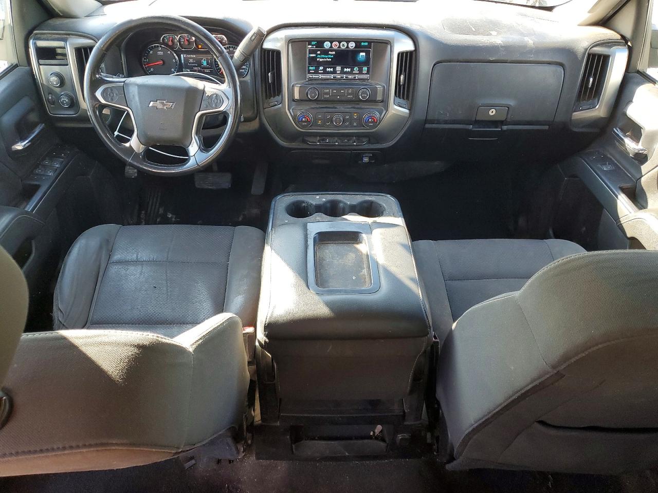 2018 CHEVROLET SILVERADO K1500 LT photo 8