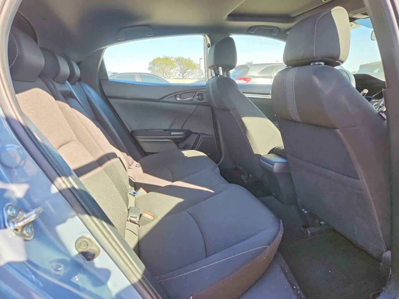 2020 HONDA CIVIC EX photo 19