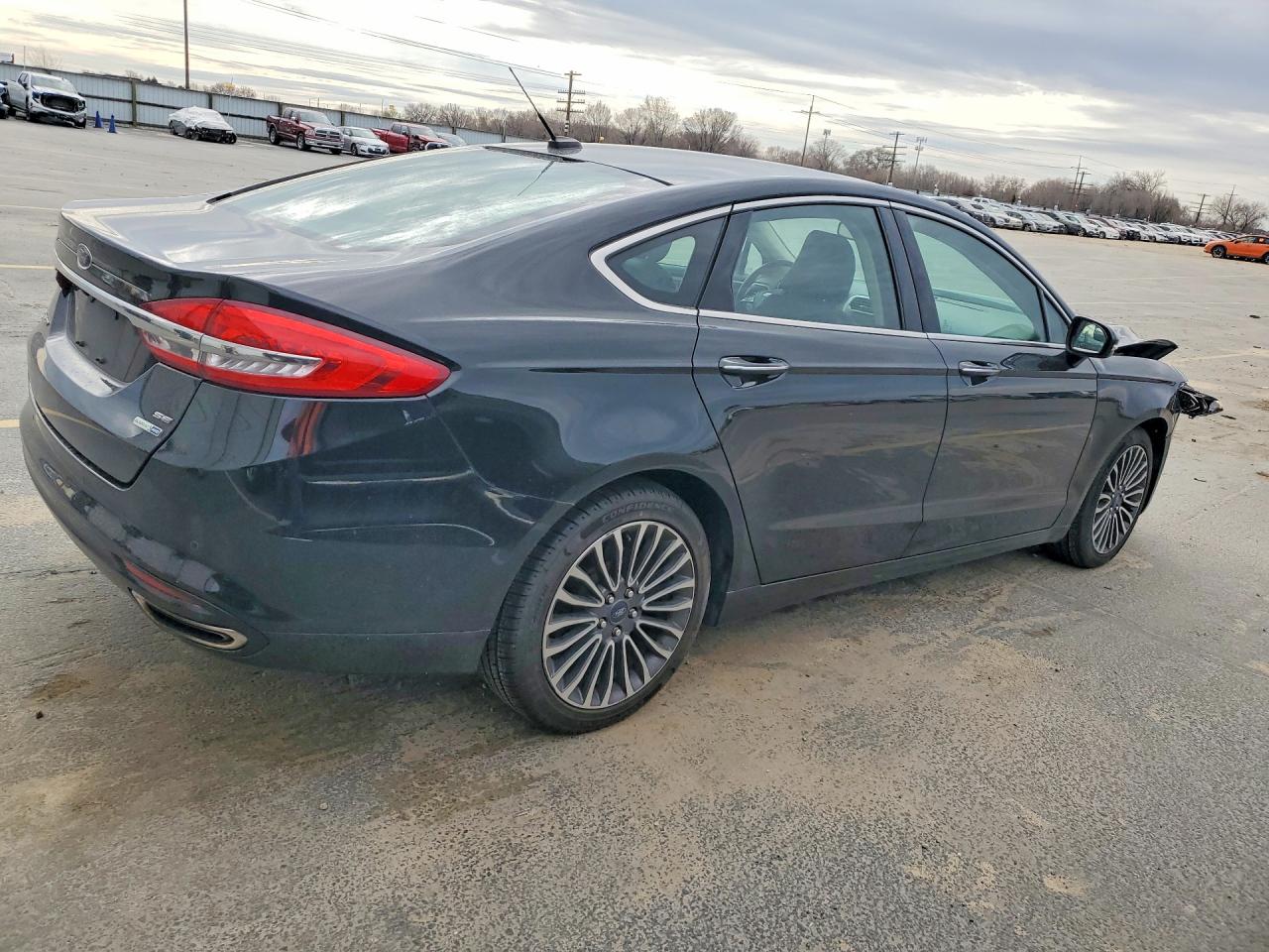 2017 FORD FUSION SE photo 5