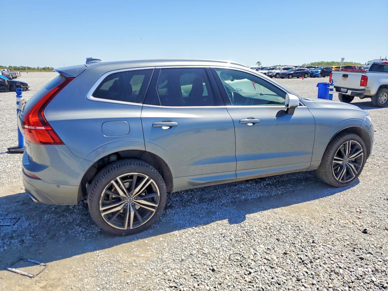 2019 VOLVO XC60 T8 R-DESIGN photo 3