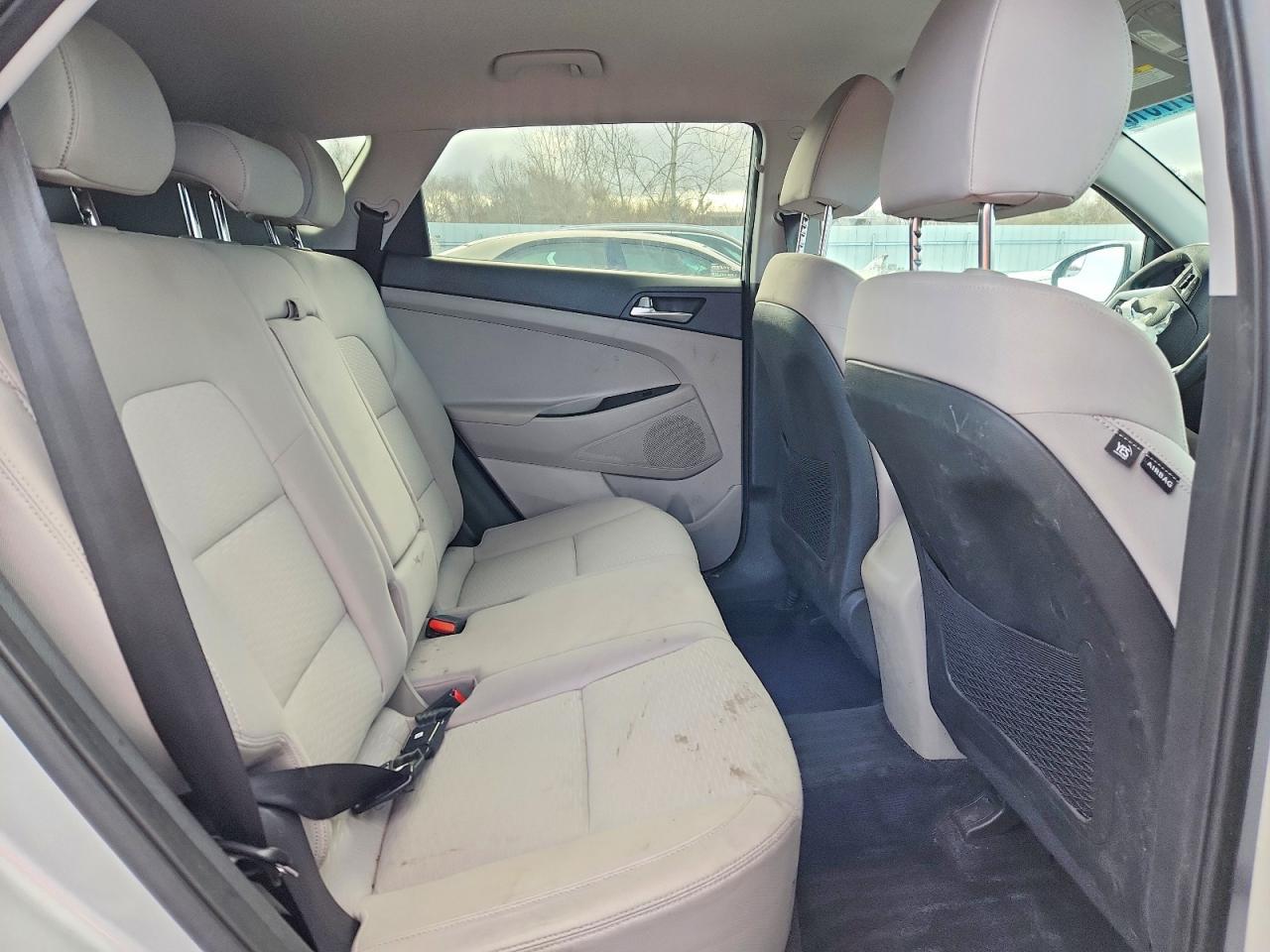 2021 HYUNDAI TUCSON SE photo 11