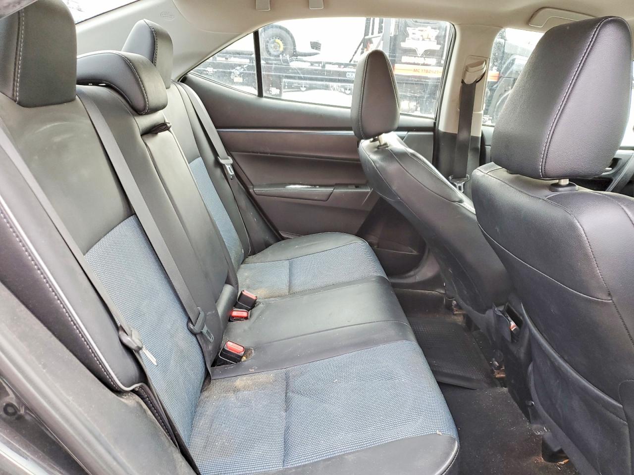 2015 TOYOTA COROLLA S PLUS photo 19