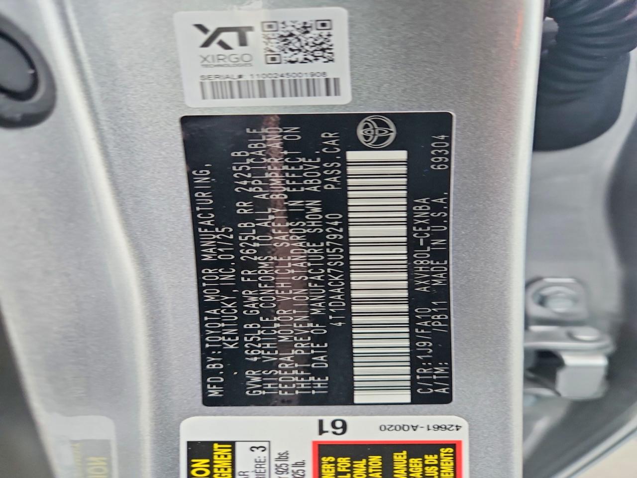 2025 TOYOTA CAMRY LE photo 37