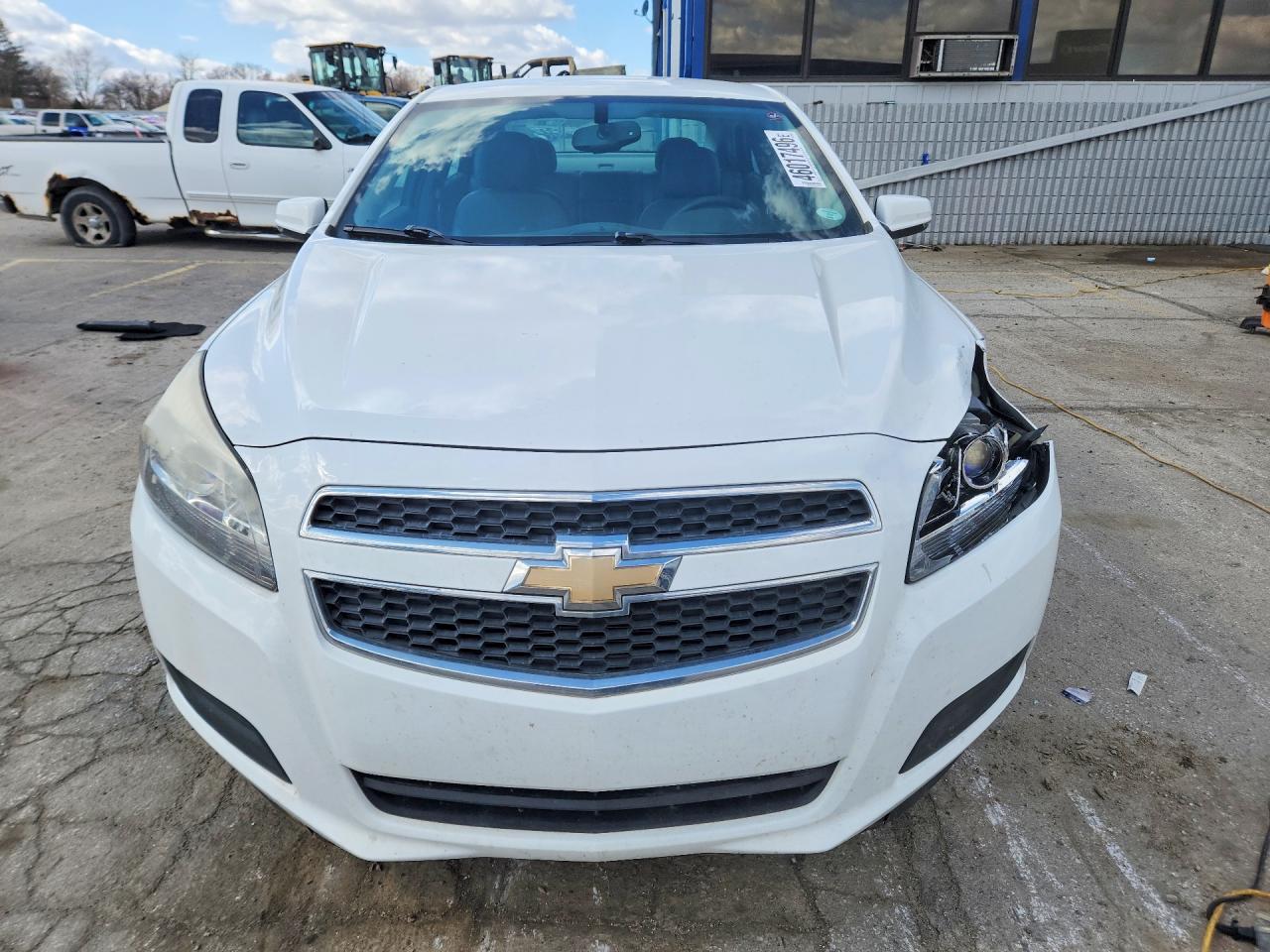 2013 CHEVROLET MALIBU 1LT photo 5
