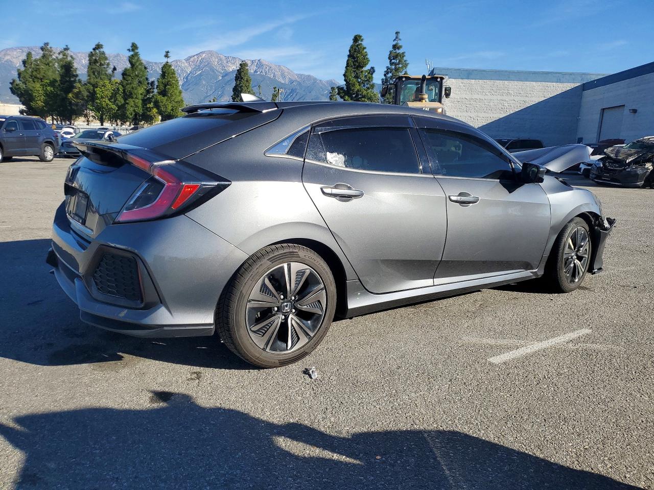 2017 HONDA CIVIC EXL photo 5