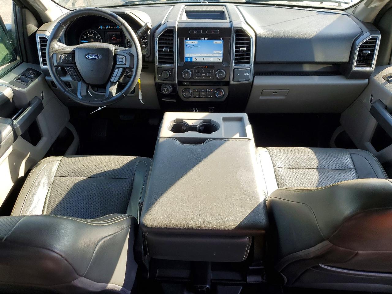 2017 FORD F150 SUPERCREW photo 8