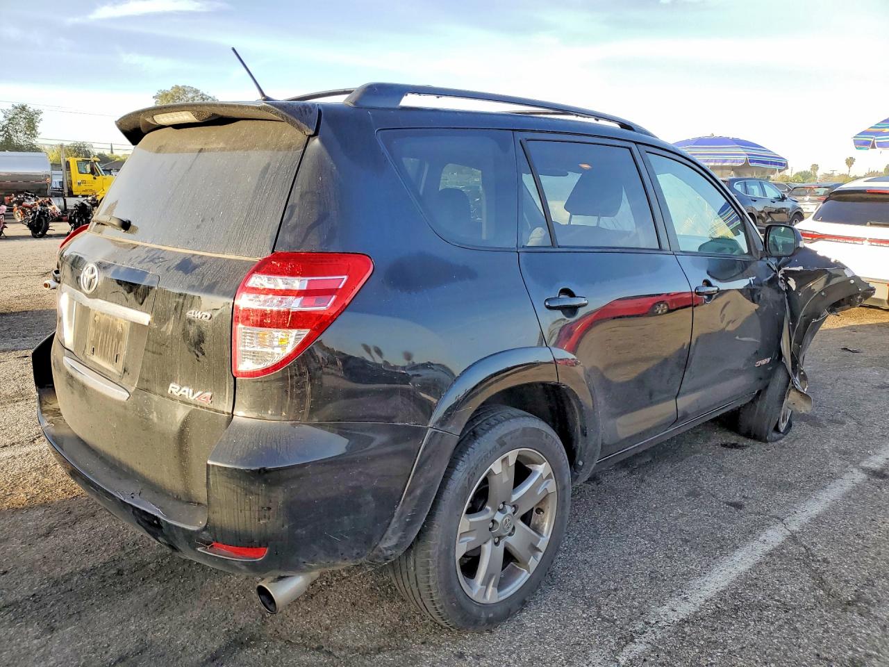 2011 TOYOTA RAV4 SPORT photo 3
