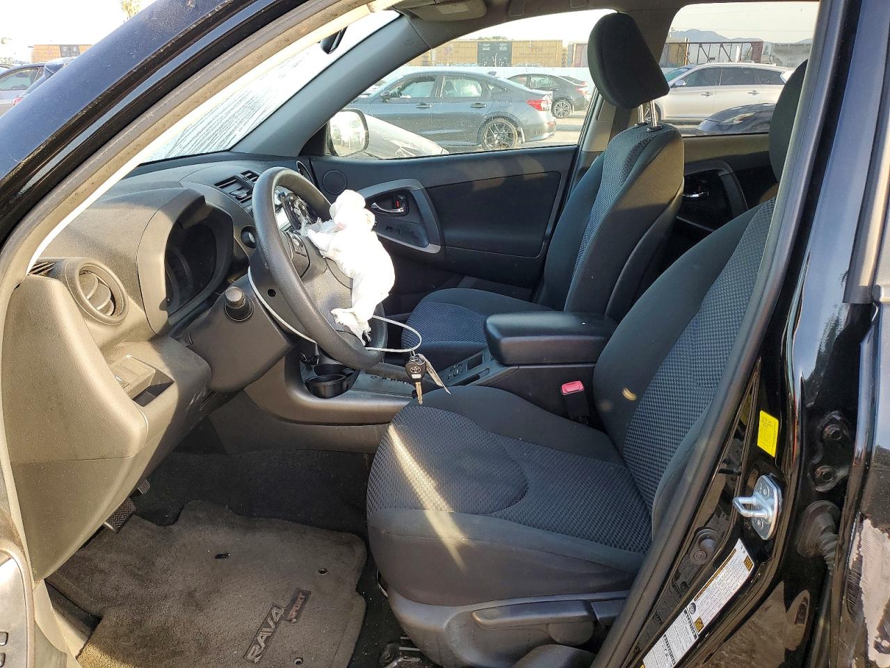 2011 TOYOTA RAV4 SPORT photo 7