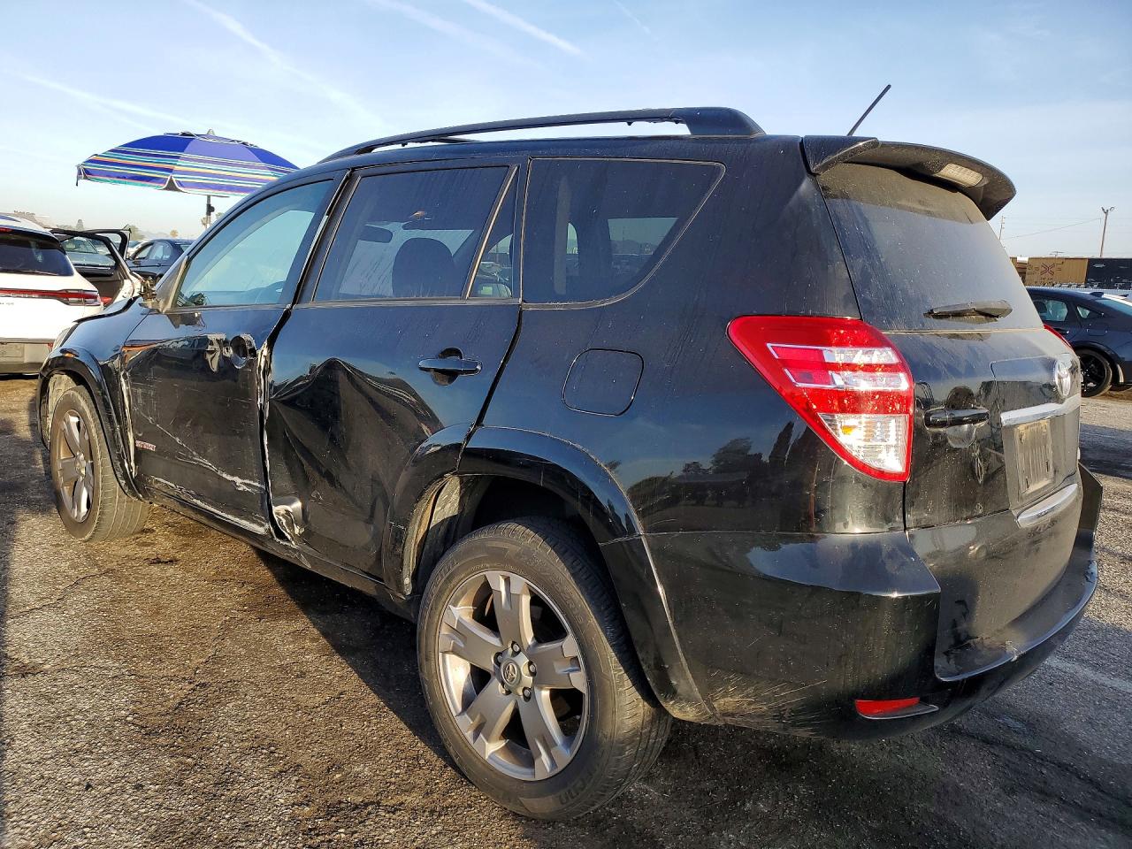 2011 TOYOTA RAV4 SPORT photo 2