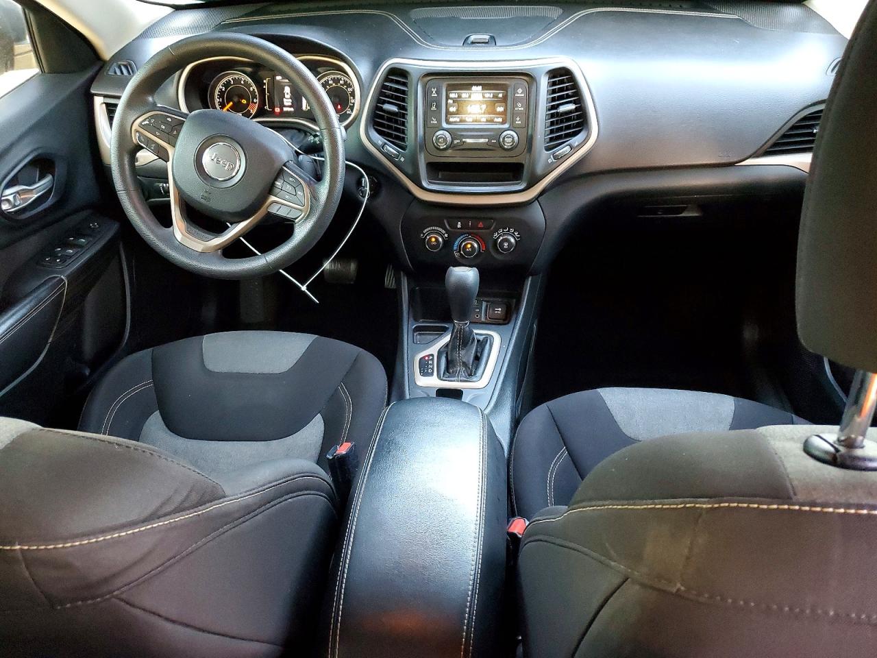2015 JEEP CHEROKEE SPORT photo 8