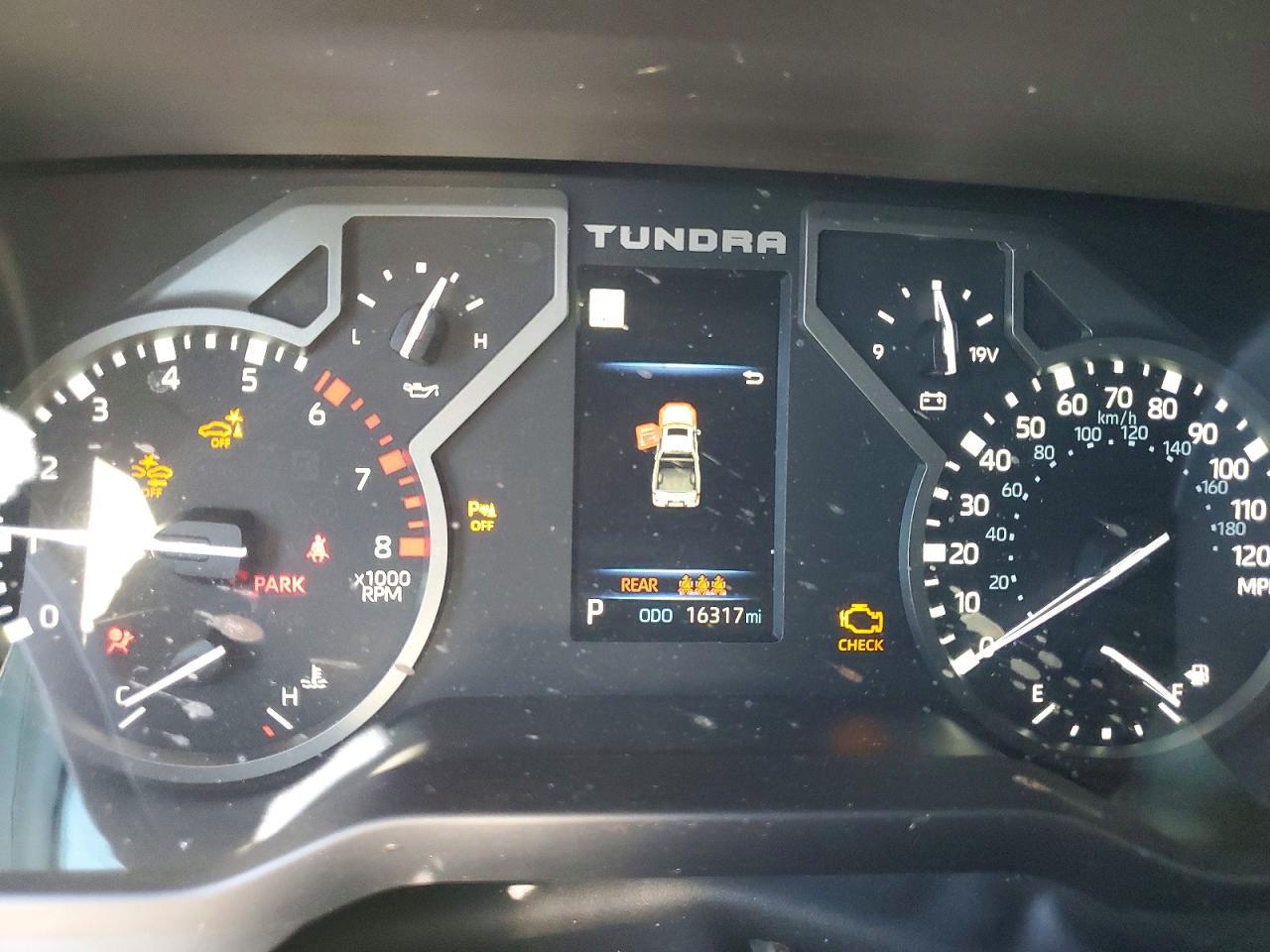 2024 TOYOTA TUNDRA SR5 photo 25