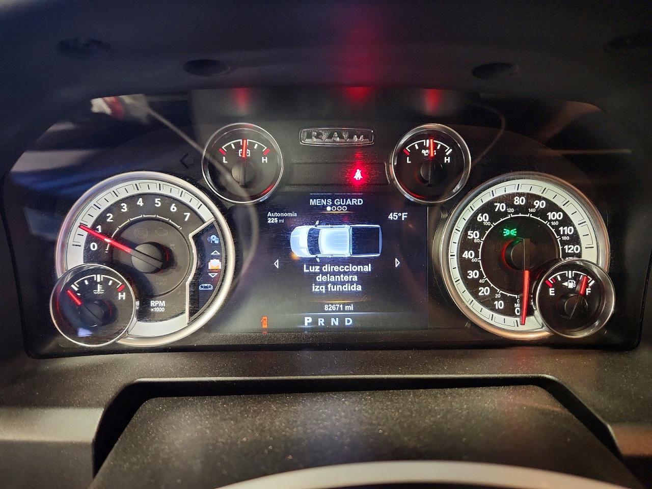 2017 RAM 1500 SLT photo 17