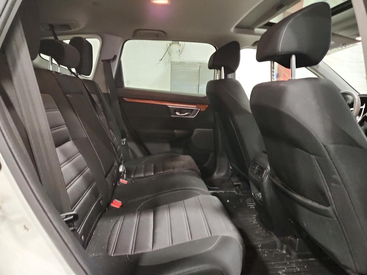 2017 HONDA CR-V EX photo 21