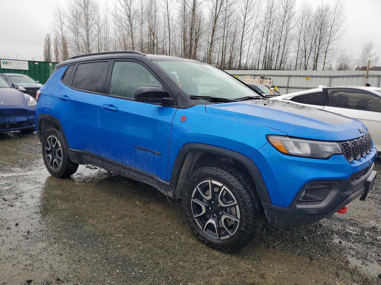 2024 JEEP COMPASS TRAILHAWK photo 7