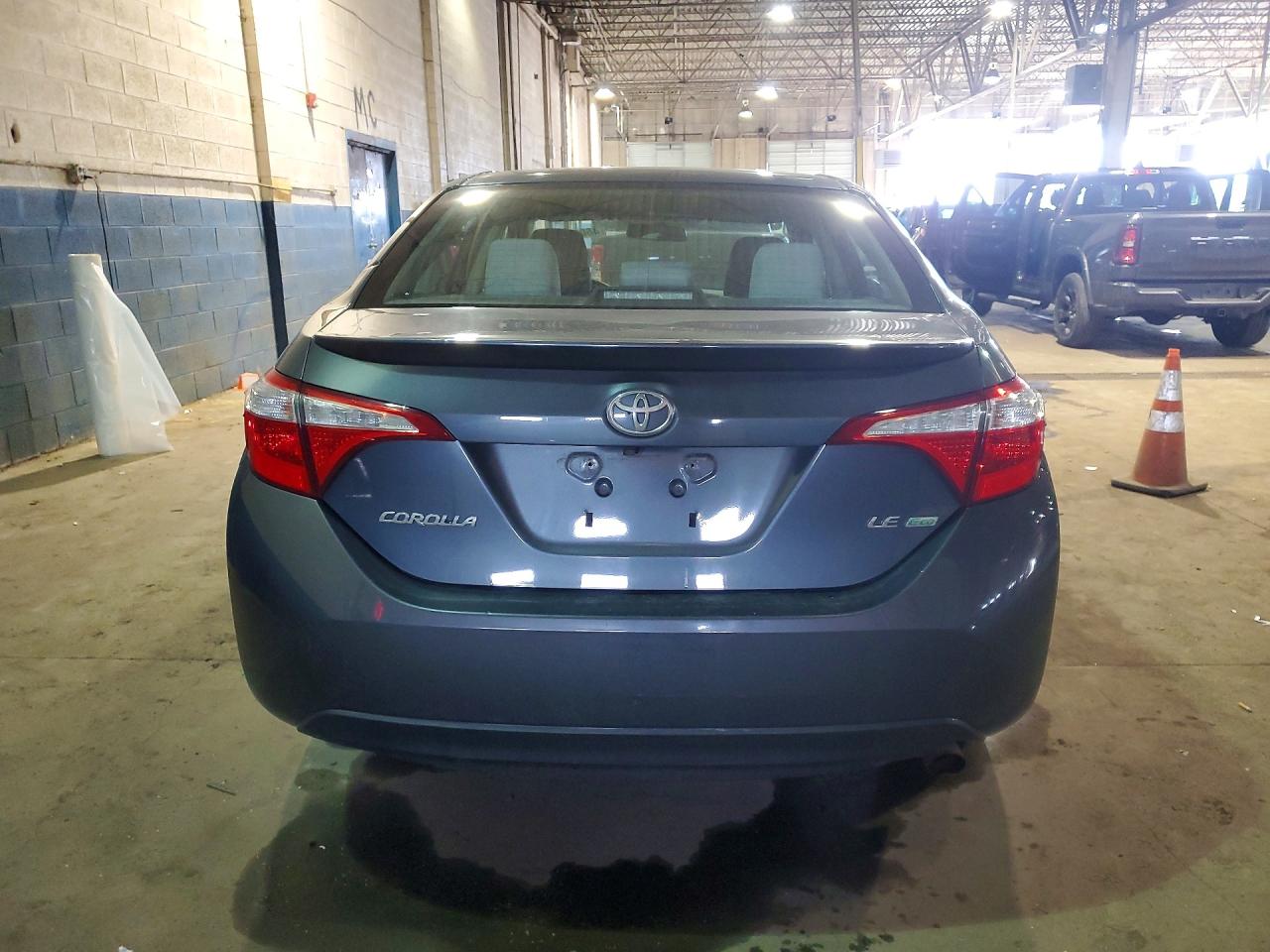 2014 TOYOTA COROLLA LE ECO photo 6