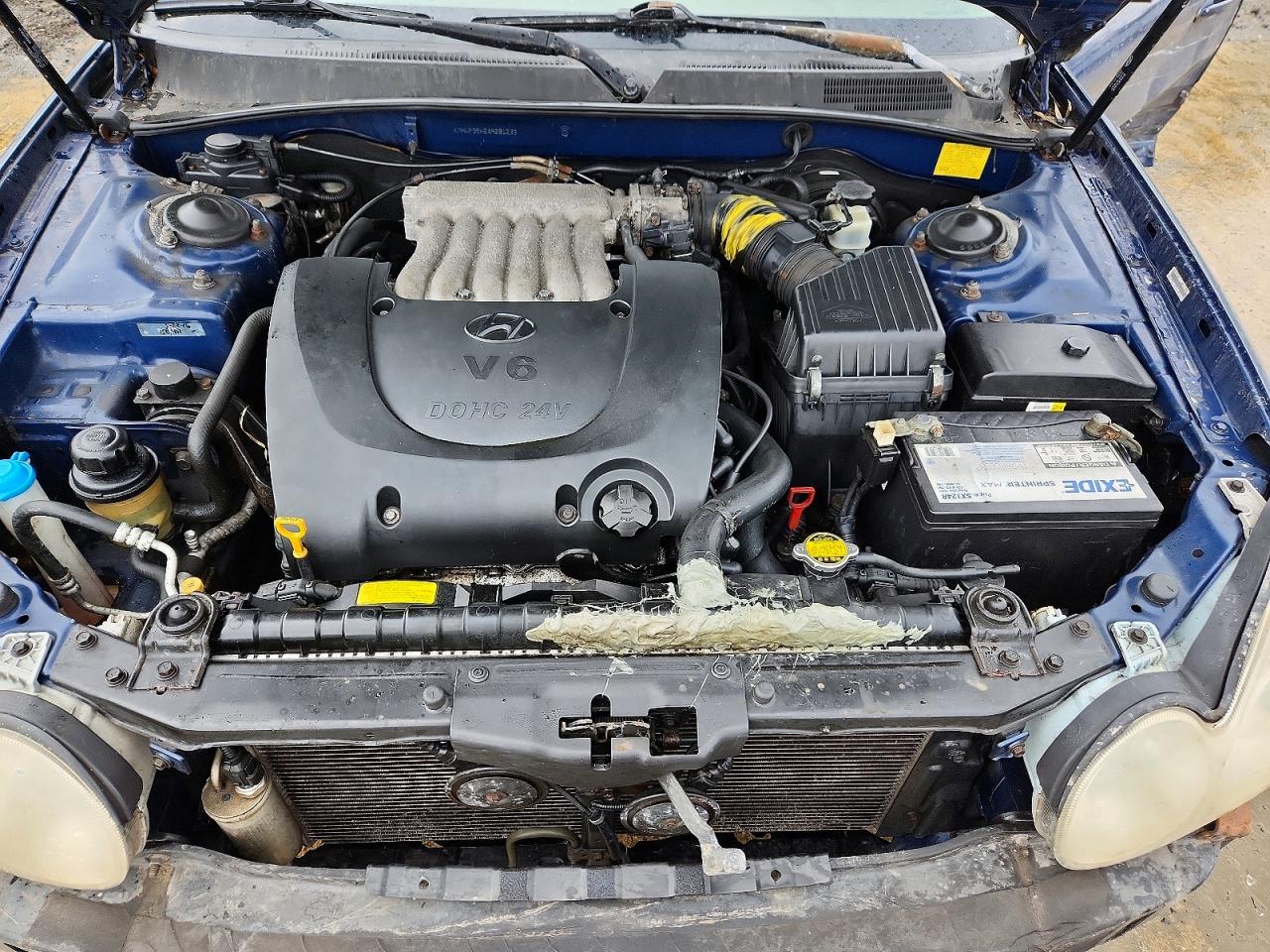 2004 HYUNDAI SONATA GLS photo 11