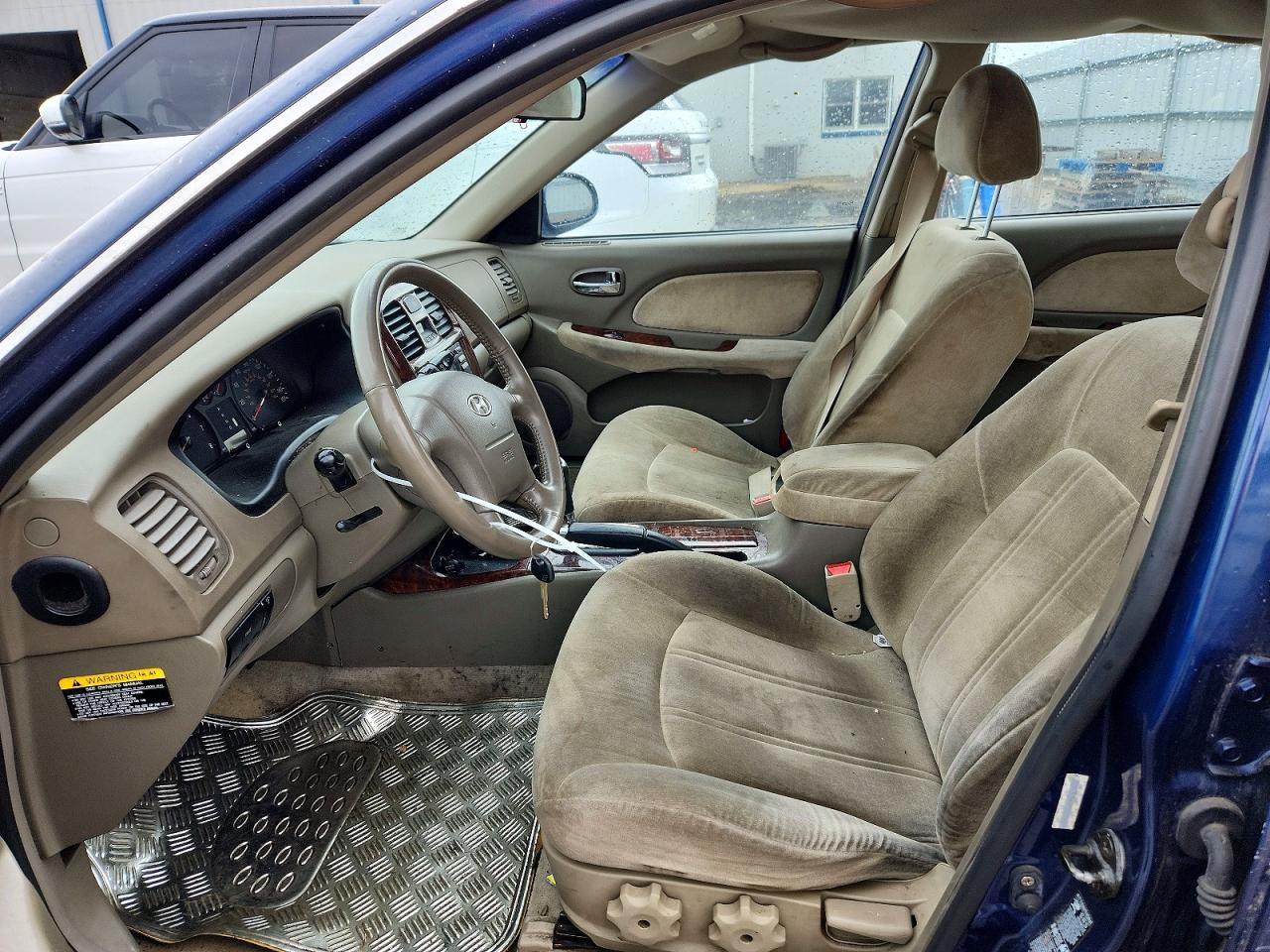2004 HYUNDAI SONATA GLS photo 7