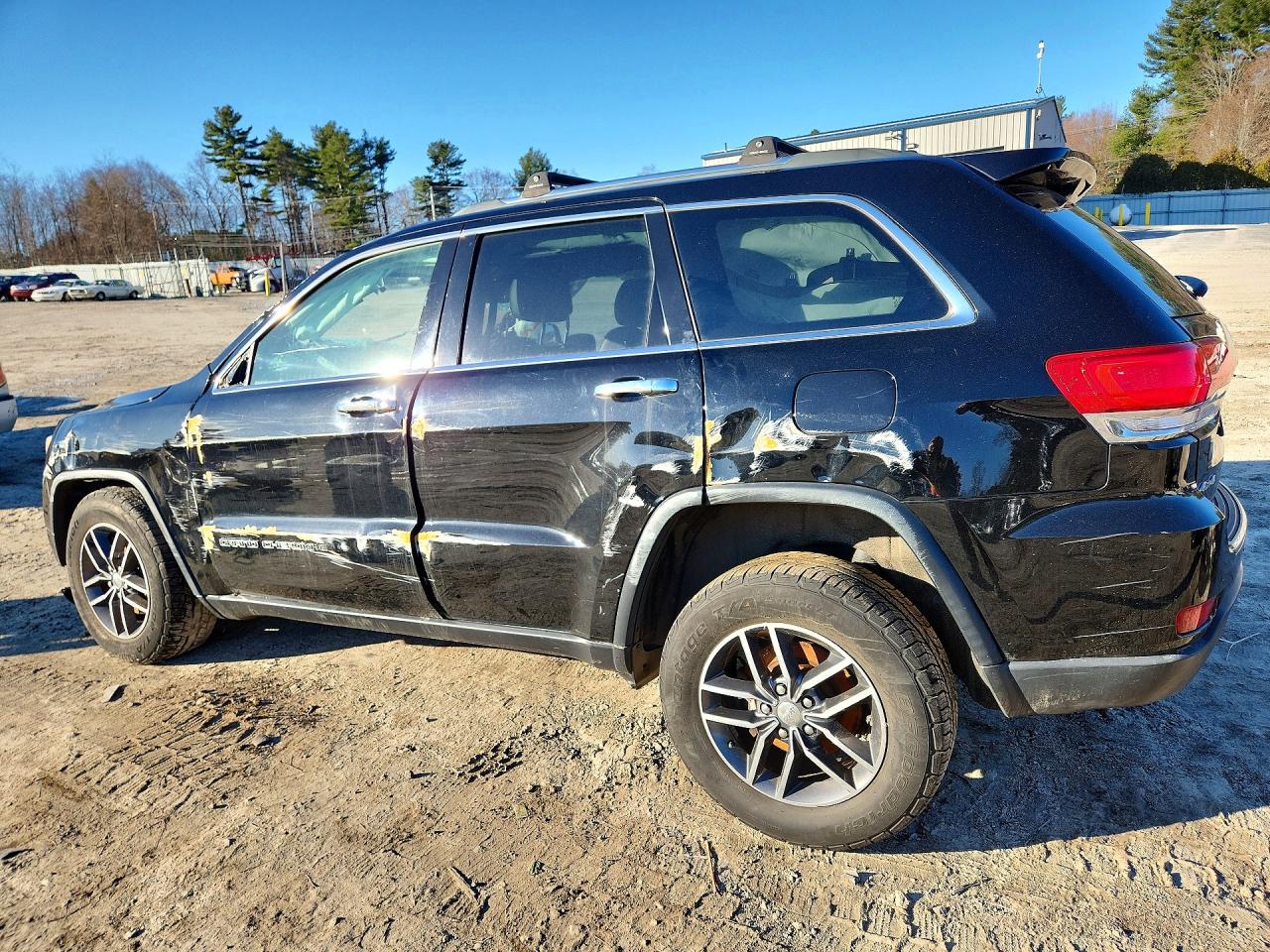 2018 JEEP GRAND CHEROKEE LIMITED photo 4