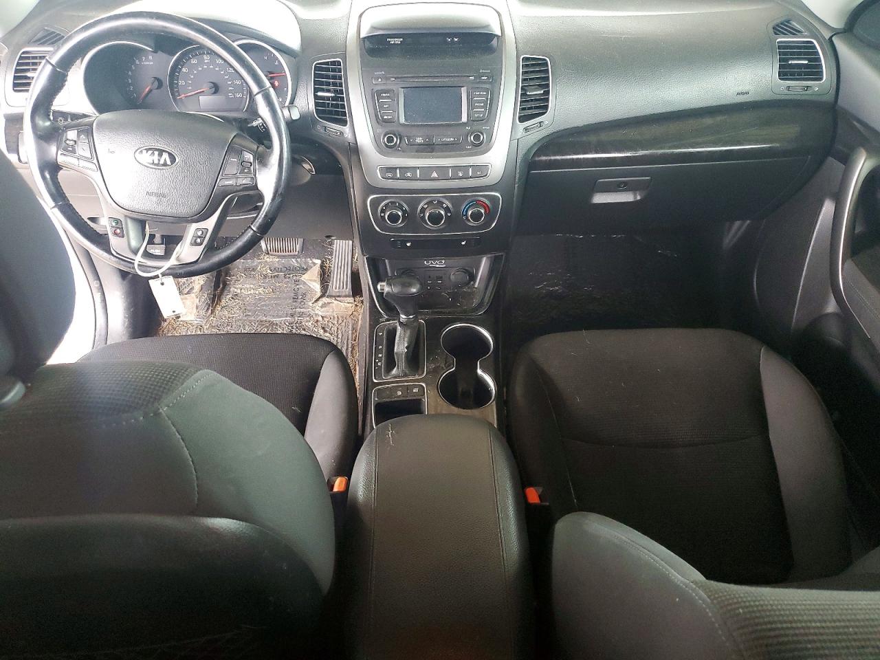 2015 KIA SORENTO photo 8