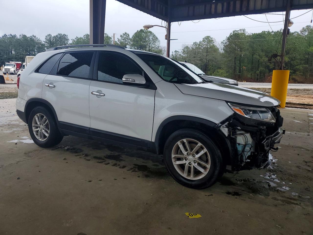 2015 KIA SORENTO photo 4