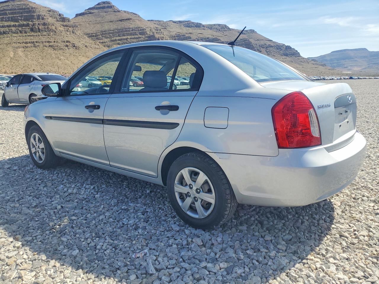 2009 HYUNDAI ACCENT GLS photo 2