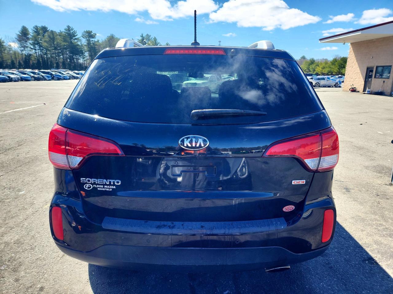 2015 KIA SORENTO LX photo 6