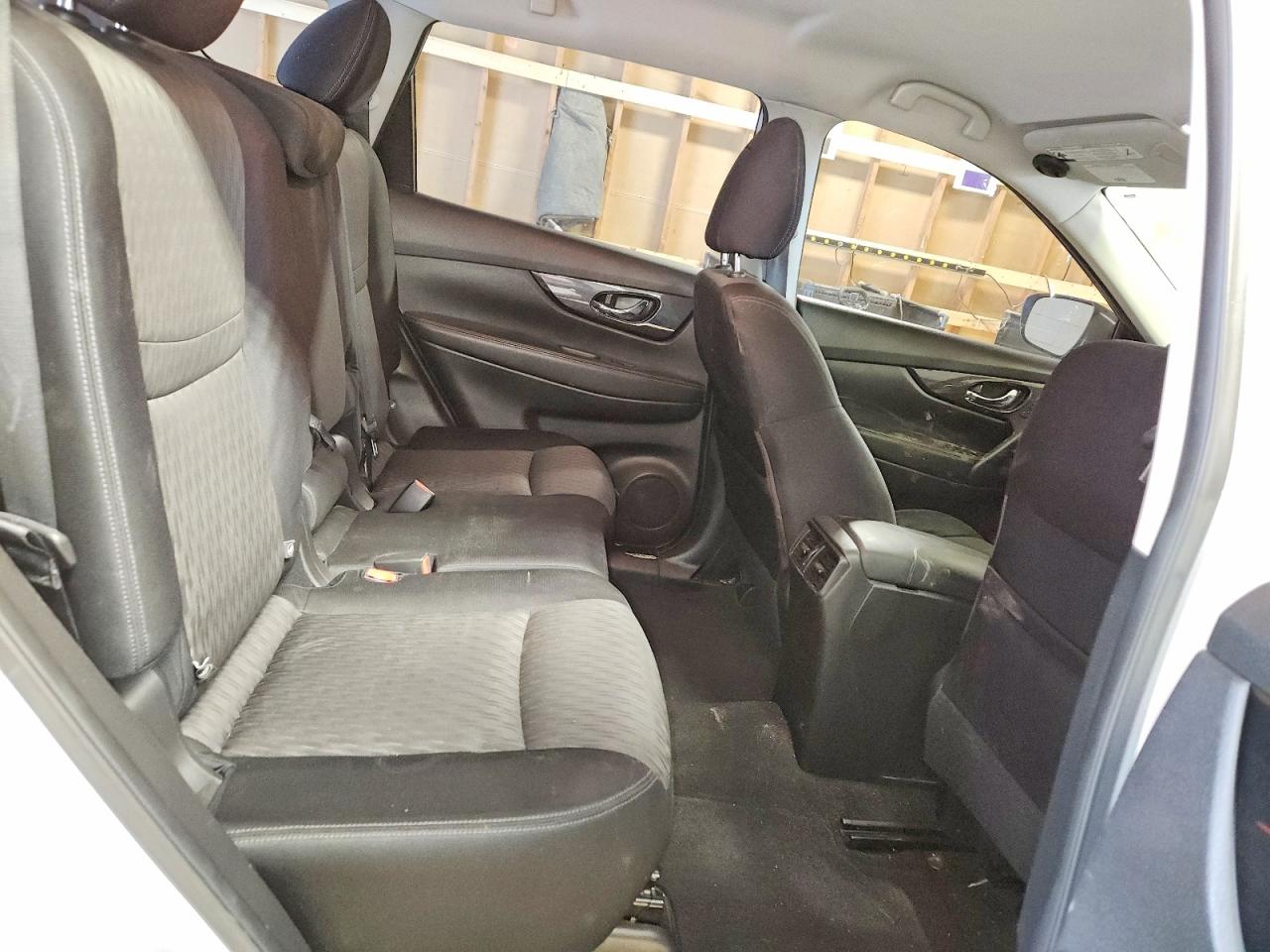 2017 NISSAN ROGUE S photo 21