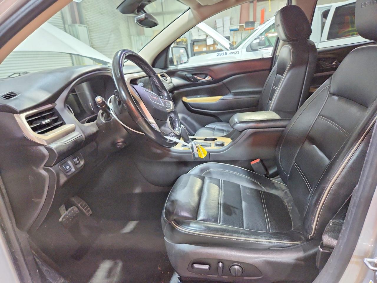 2017 GMC ACADIA DENALI photo 13