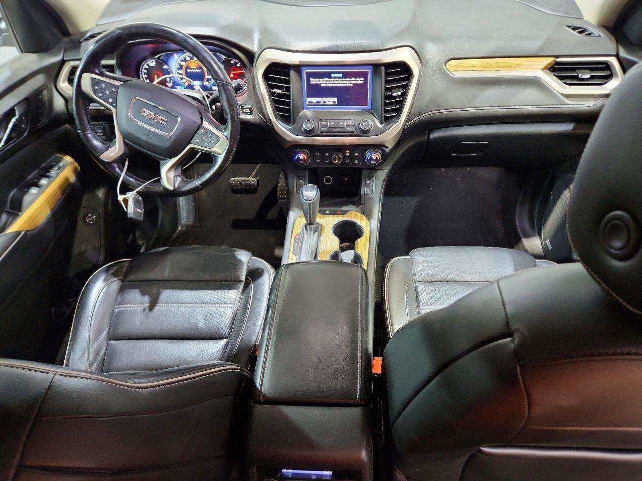 2017 GMC ACADIA DENALI photo 15