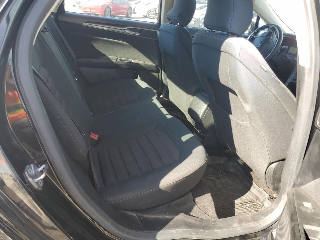 2018 FORD FUSION SE photo 31