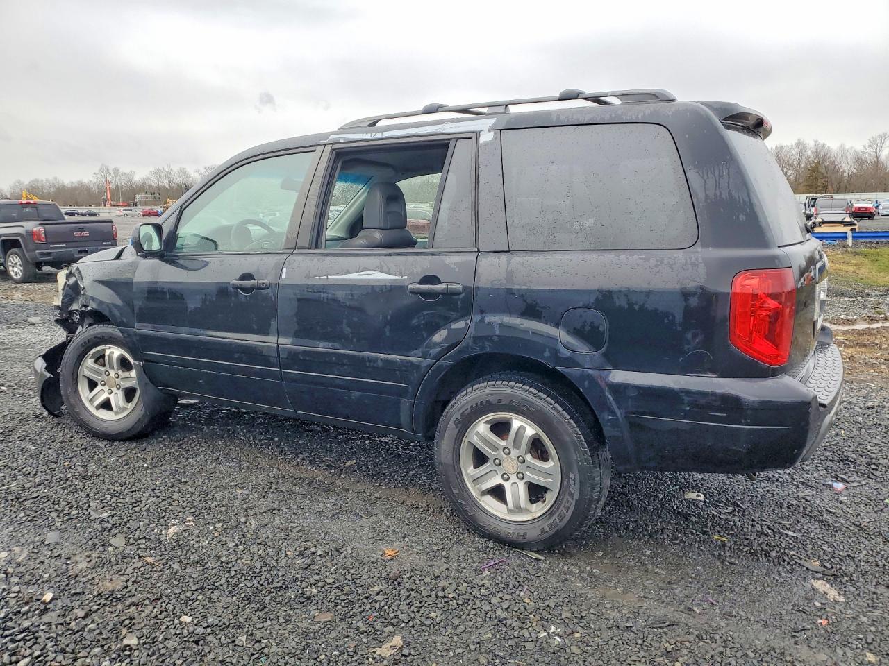 2003 HONDA PILOT EXL photo 3