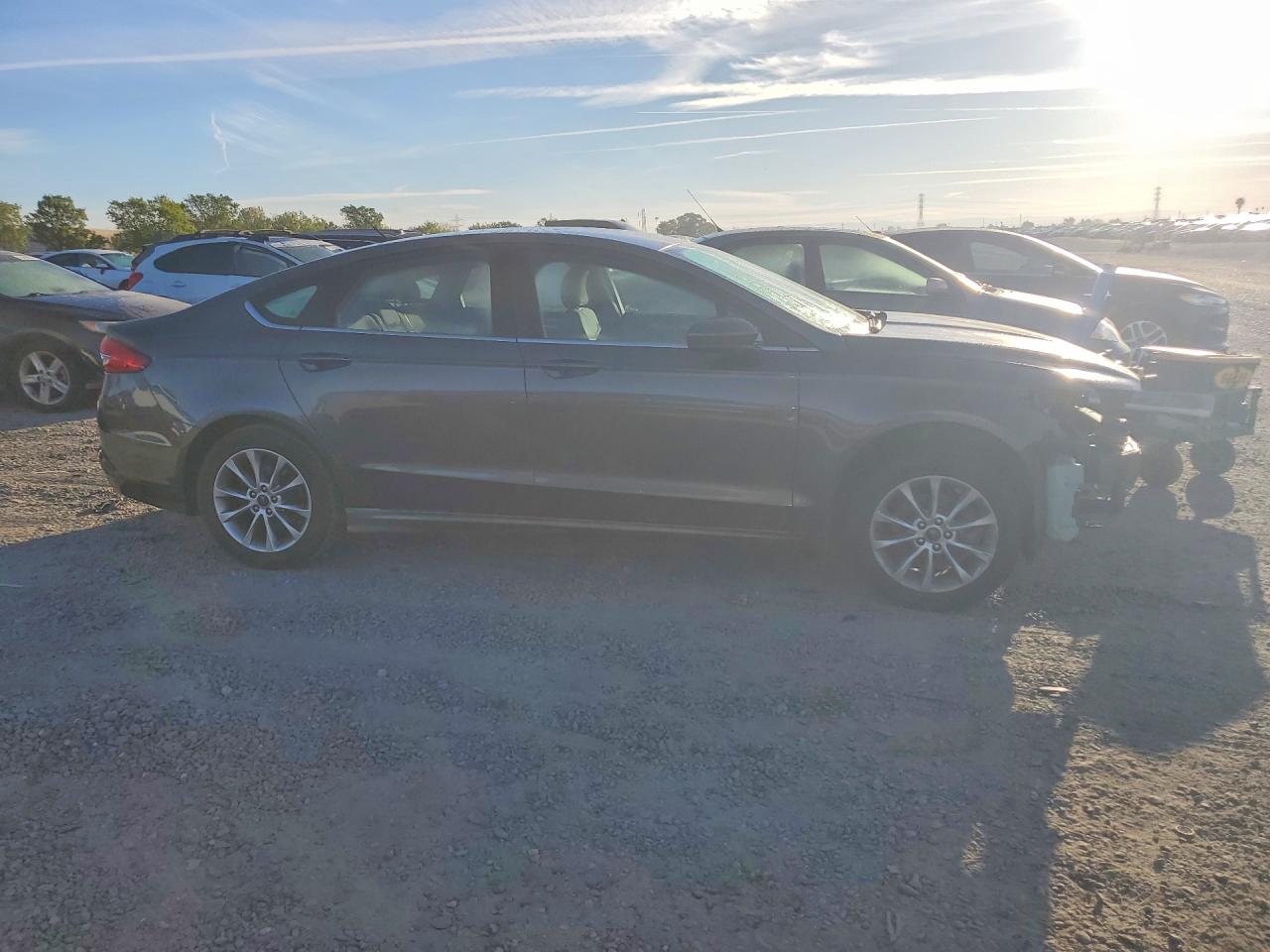 2017 FORD FUSION SE photo 7