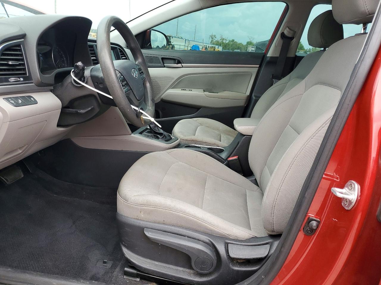 2018 HYUNDAI ELANTRA SEL photo 19