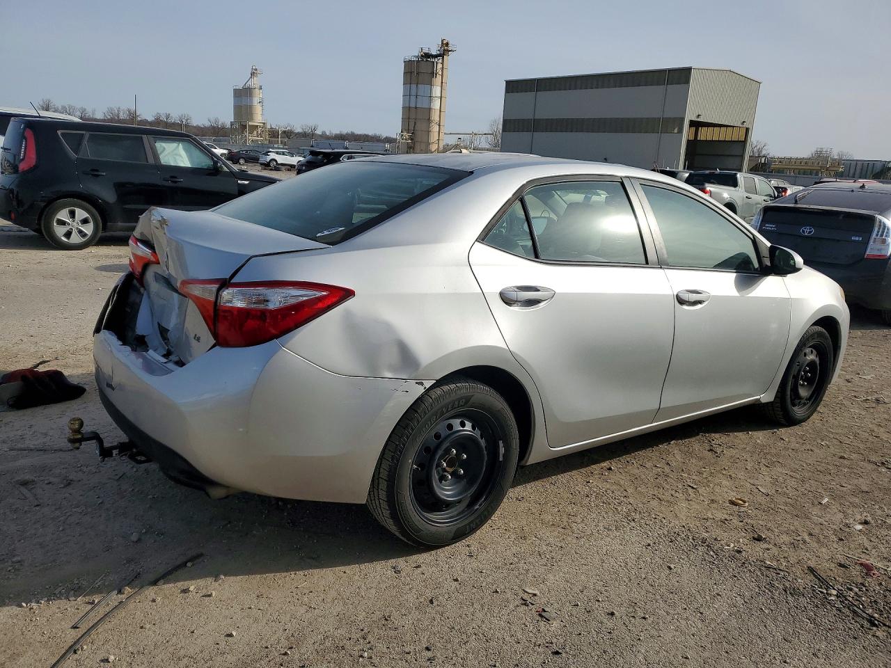 2015 TOYOTA COROLLA LE photo 7