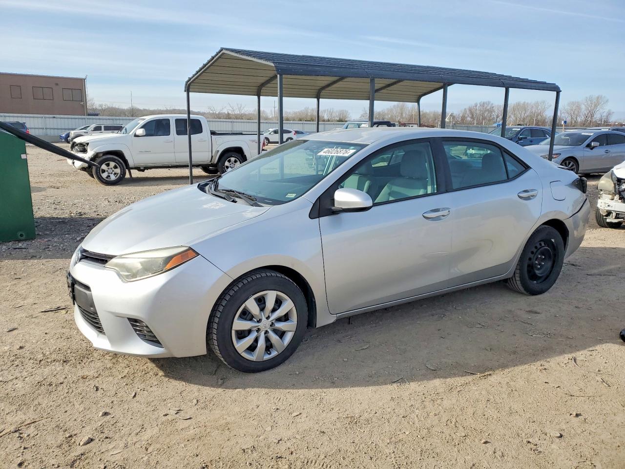 2015 TOYOTA COROLLA