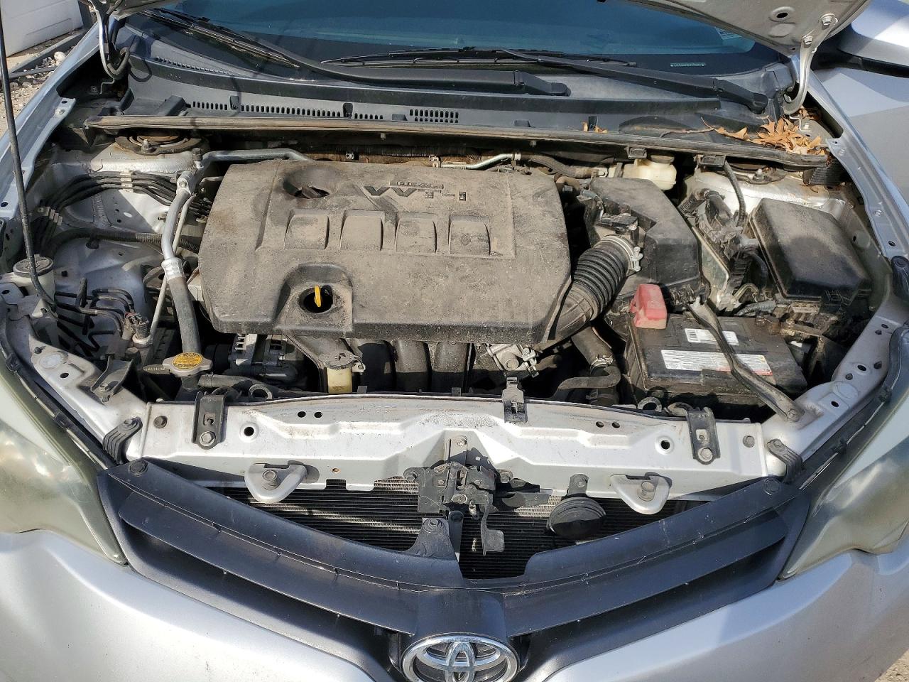 2015 TOYOTA COROLLA LE photo 31