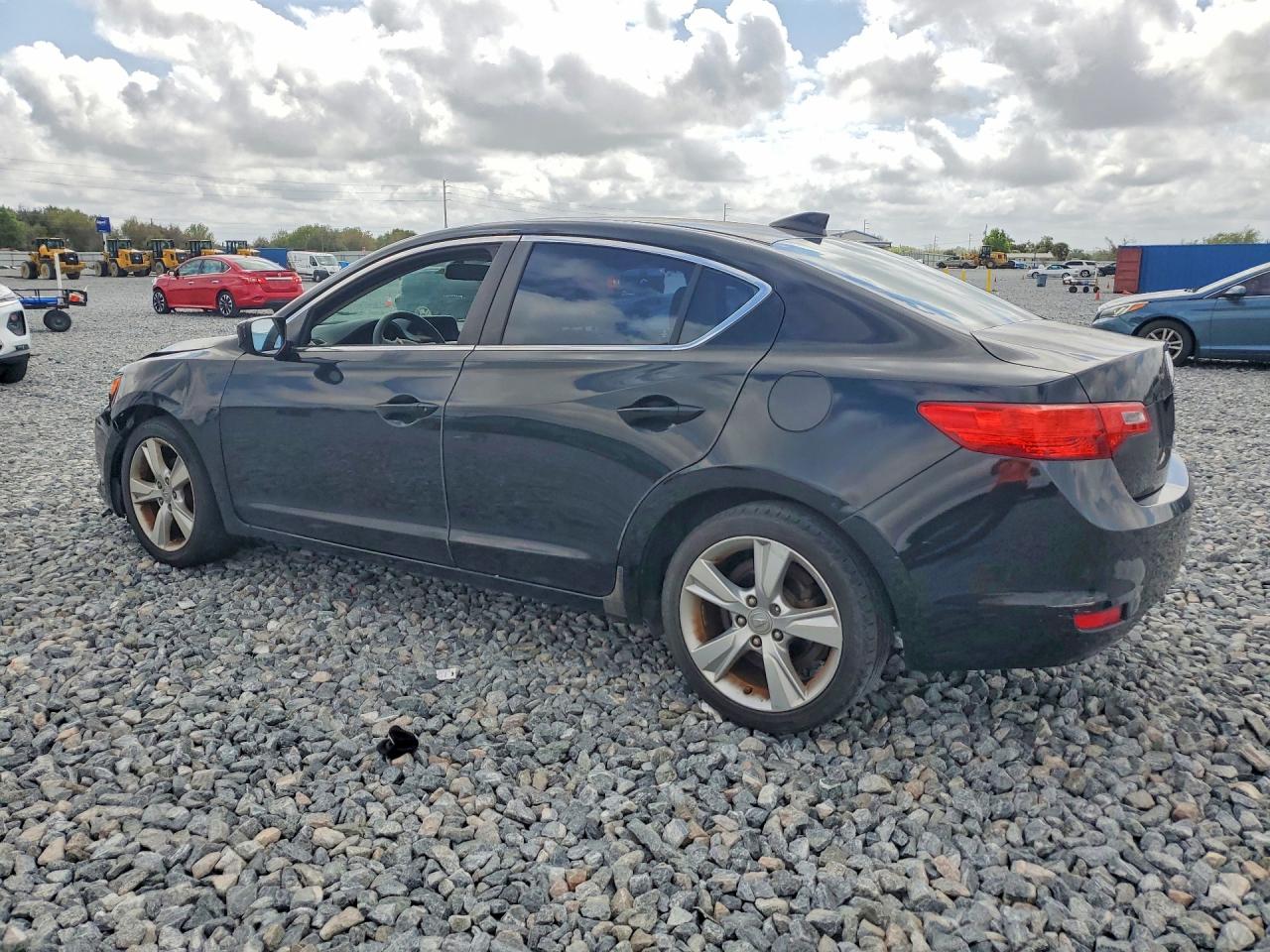 2014 ACURA ILX 20 photo 3