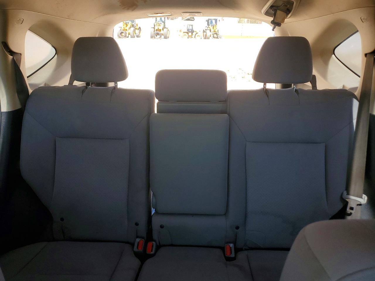 2015 HONDA CR-V LX photo 10