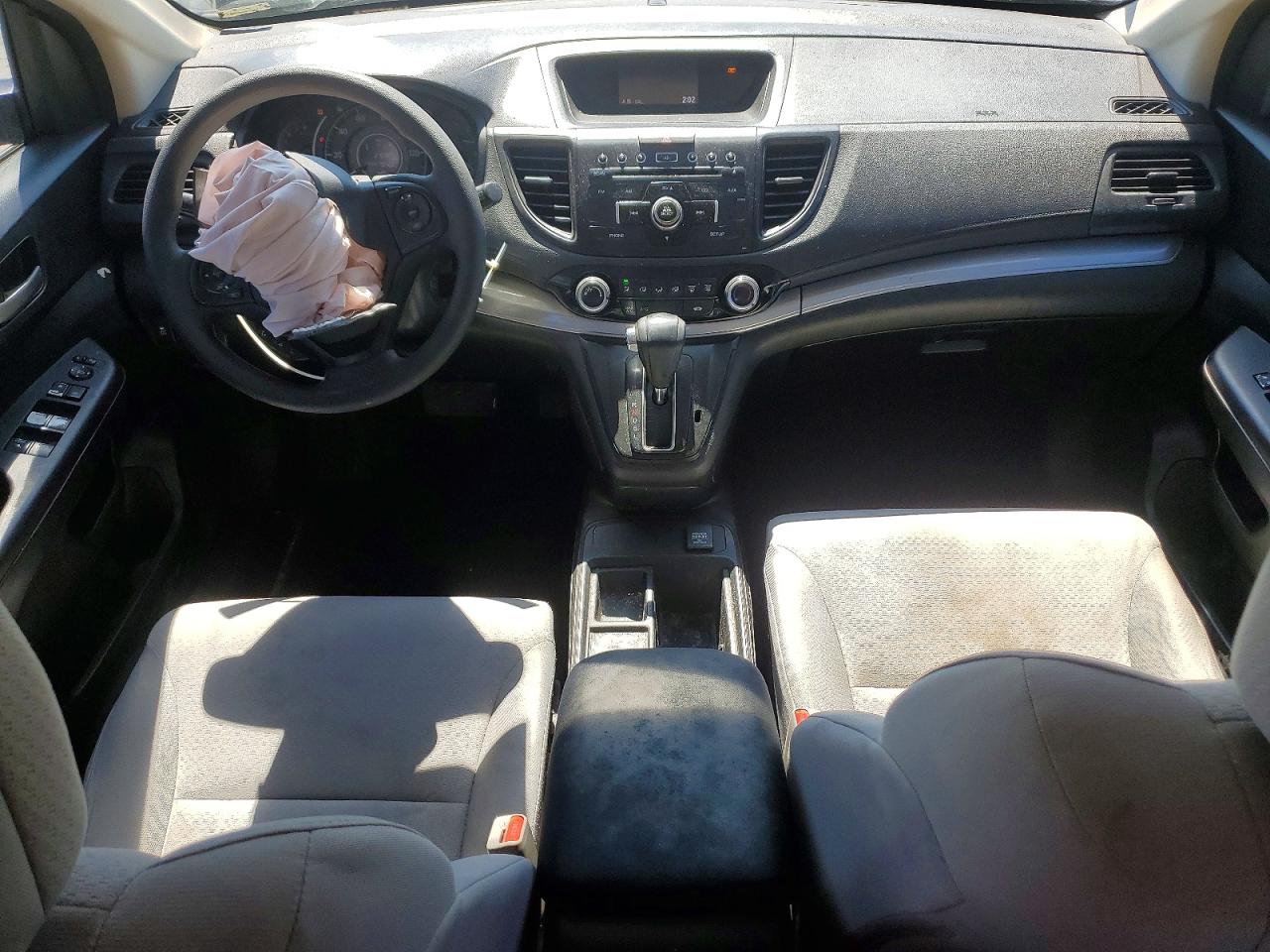 2015 HONDA CR-V LX photo 8