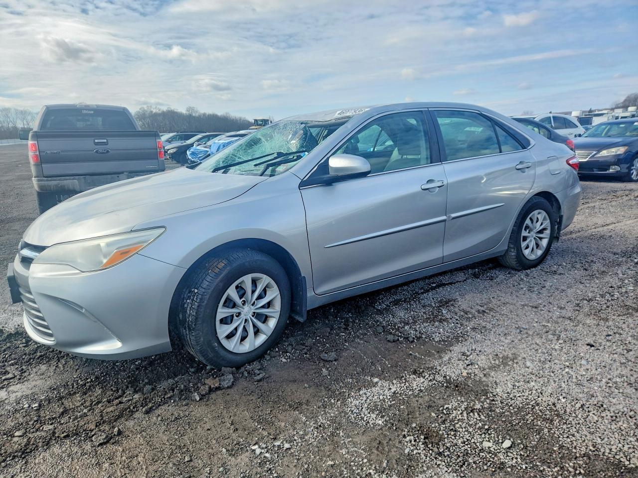 2017 TOYOTA CAMRY