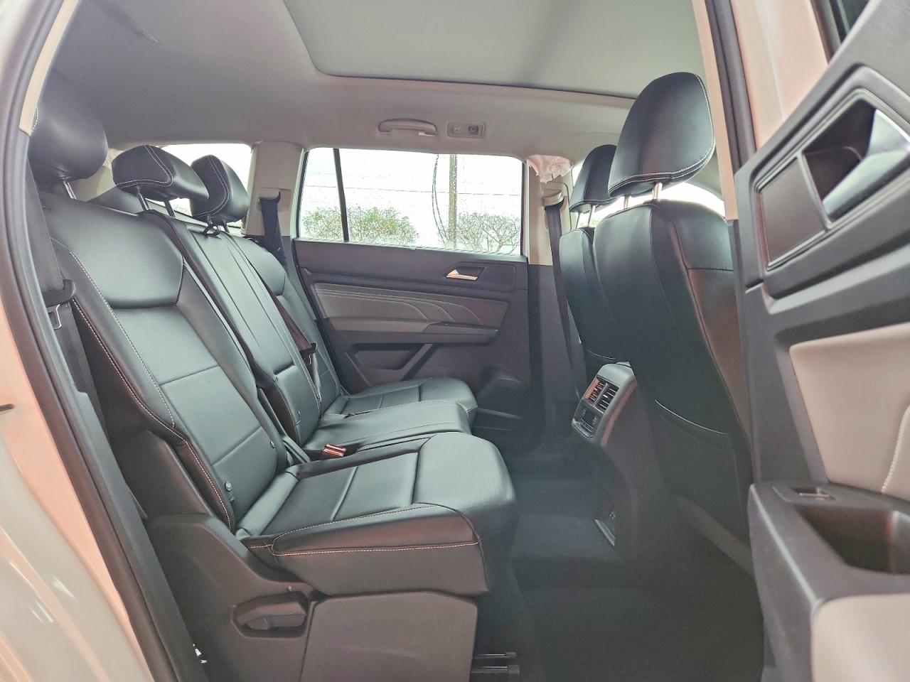 2023 VOLKSWAGEN ATLAS SE photo 11