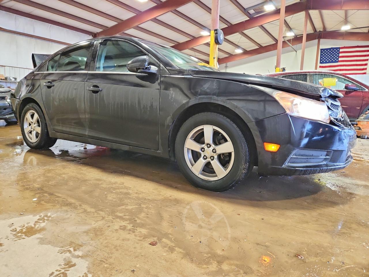 2011 CHEVROLET CRUZE LT photo 4
