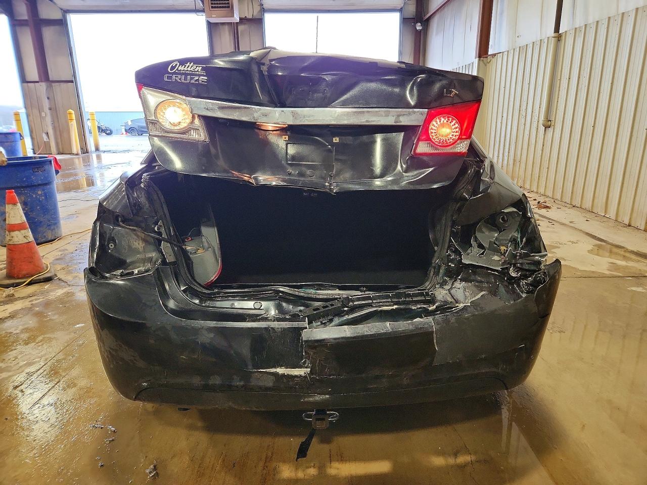 2011 CHEVROLET CRUZE LT photo 6