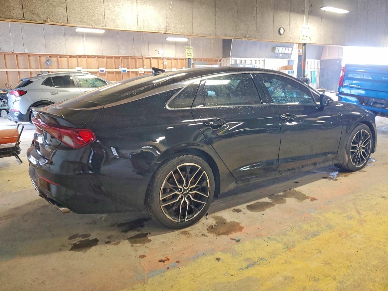 2023 KIA K5 GT photo 3